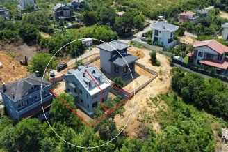 RİVA 1. BÖLGEDE DENİZ ADA VE YEŞİL ALAN MANZARALI İKİZ VİLLA KOMPLE SATILIK